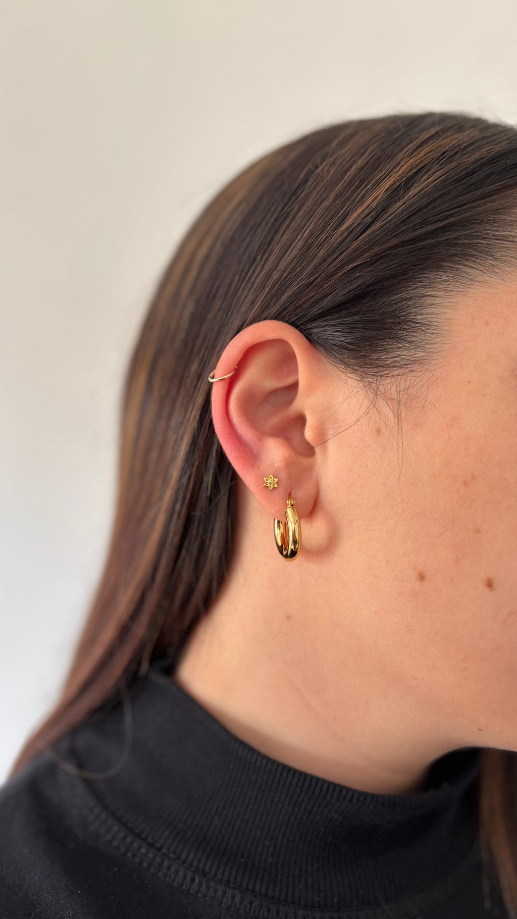 Earcuf Lola